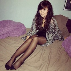 #Sexy #Girls #Woman #Women #Teen #Teens #Brune #Brunette #Voyeur #Legs #Legs_Real