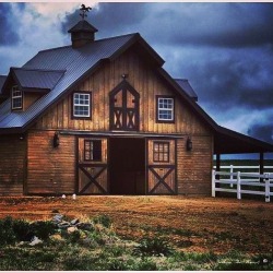 Gorgeous barn 