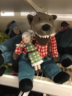diary-of-a-chinese-kid:  FYI Ikea’s big bad wolf toy comes with a grandma that fits in his stomach