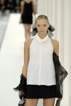 lelaid:  Gemma Ward at Chanel S/S 2007