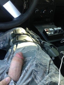 ksufraternitybrother:  MILITARY DICK (IT’S