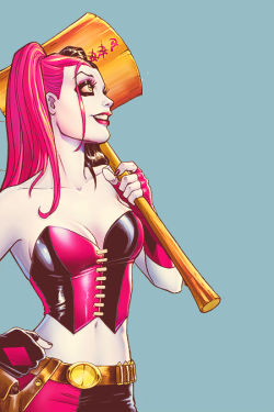 fameulin:  “Nothing says ‘l'Chaim’ like a girl dressed in a stripper clown outfit wielding a hundred-pound mallet.”  ↳ favorite comic book characters: harley quinn (dr. harleen quinzel)
