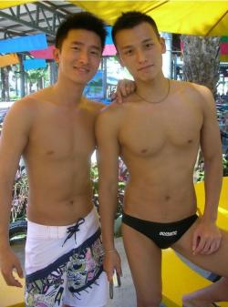 socksdowndad:  2 very smooth cute Asian boys