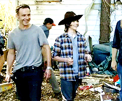 ricky-grimes:  The elusive shaven Rick Grimes