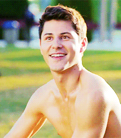 alekzmx:  Michael J. Willett from tv show “Faking it&ldquo; (and you can see from the gifs but thats a thong he is wearing