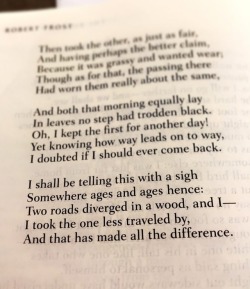 the most over used #RobertFrost #poem that is still so near and dear to my heart 📚 #englishmajor #poetrycommunity