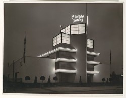 vivipiuomeno1:  Werner Mantz,  Ausstellungs-Gebäude der the Kölnische Zeitung auf der Internationalen Presse-Ausstellung Köln, 1928 
