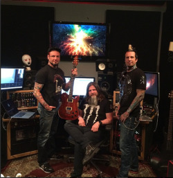 fivefingerdeathpunchuk:  Jason Hook and Jeremy Spencer with producer Kevin Churko working on the new 5FDP album!Photo from Instagram: https://instagram.com/p/0bRU3lJKlm/?taken-by=jeremyspencer