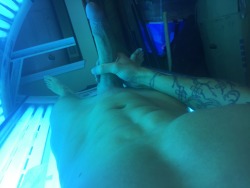 casey7777777:  My brother said he’s going for a sunbed and he got horny, so I said Where’s the proof.. 😲🍆😜😍