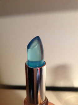 sparkling-illusion:  daves-applejuice:  sextuhsy:  Coral blue number 2 semi-gloss lipstick     