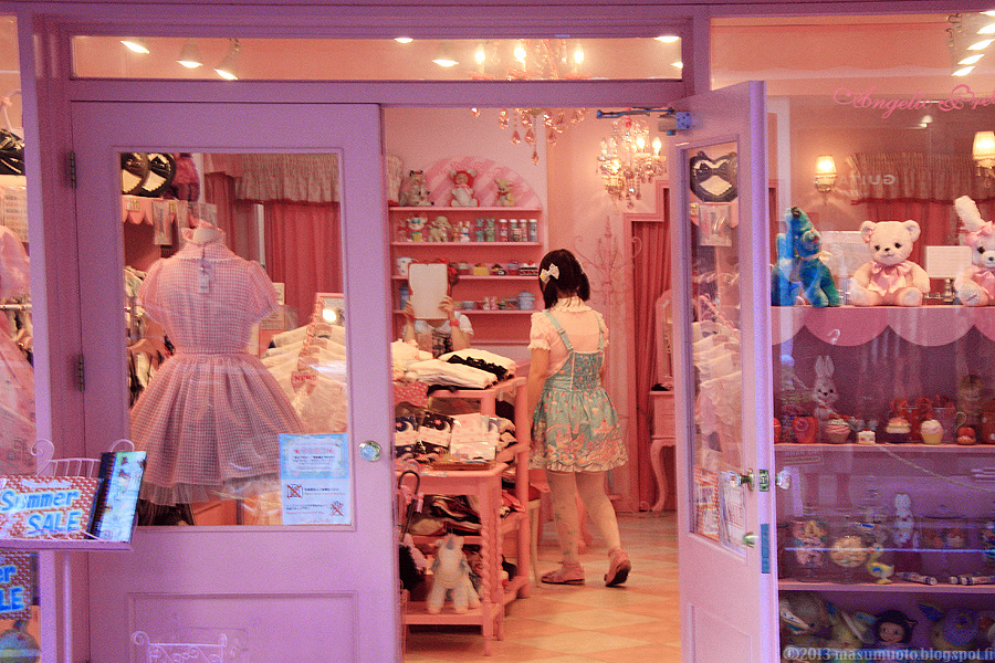 choconoke:  Pictures of some Angelic Pretty shops I have visited 2010 - 2013. Osaka,