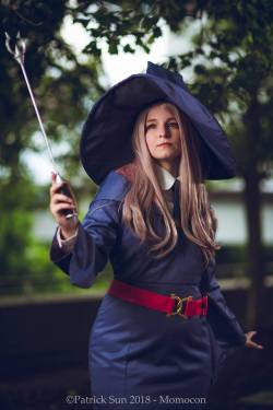 chelzorthedestroyer:Sucy from Little Witch Academia. This costume was actually pretty warm and hard to walk in haha, BUT! I can’t wait to wear her again with friends!!Pic by Patrick Sun…why have a giant witches hat and also a hood? Not familiar with