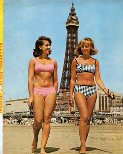forties-fifties-sixties-love:  Blackpool, 1965 