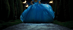 shelbeanie:thefacelessmage:thecostumetrailer:The twelve-layered confection took 18 dressmakers 500 hours to make – matched with eight pairs of Swarovski crystal glass slippers. Nine versions of the gown were made, using more than 270 yards of fabric