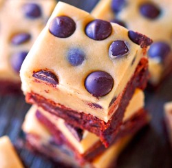 nom-food:  Chocolate chip cookie dough brownies