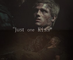 the-tribute-girl:  Just one Kiss, Katniss Everdeen and Peeta Mellark, The tragic lovers of 12th district  