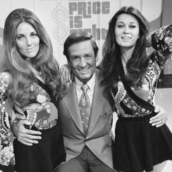 dollsofthe1960s:Price is Right’s “Barkers Beauties” Outfit Appreciation Post: Anitra Ford (Actress and Model) and Janice Pennington (Playboy magazine’s Playmate of the Month for the May 1971 issue).