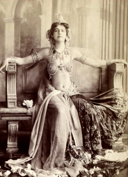 frenchvintagegallery:The famous Mata Hari, actress, exotic dancer, courtesan and spy, in Paris, 1910′s