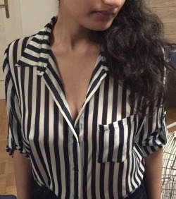 busty-arab-wife: Someone found an Arab Wifey look a like….   Thoughts? 