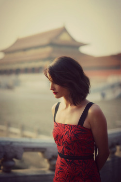 meet-moi-halfway:  Cobie Smulders visits the Forbidden City while promoting Jack Reacher: Never Go Back’, on October  11, 2016 in Beijing, China   