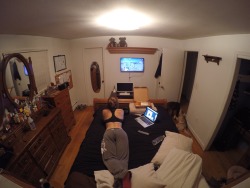 boobsbuttsandsluts:  “Xbox, pizza, Tumblr, and chill?”  http://ctemtb.tumblr.com   I so want a wall mounted tv. 
