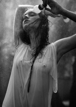 beautiful: in the rain…©Remi Kozdra &amp; Kasia Baczulisbest of Lingerie (and Photography):www.radical-lingerie.com