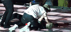 lewisandneil:  Niall giving “mouth-to-mouth resuscitation” kissing to Liam - c 