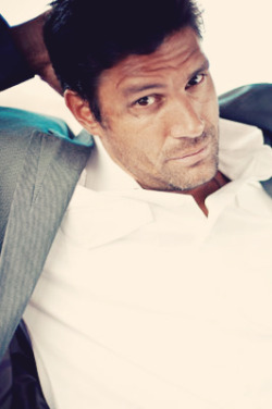 the-hobbit: *HAPPY BIRTHDAY* Manu Bennett (10/10/1969)  “The world is slowly evolving into a place where the things that we have seen as being taboo are starting to open up a bit more.”  Manu Bennett  