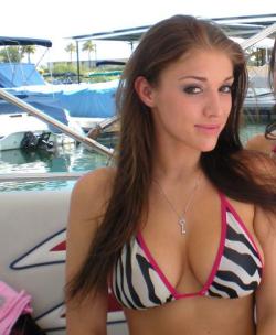 Amatuer-Implant-Pics:  Bikiniboob:  Zebra  Dont Think They R Fake But Oh So Hot 