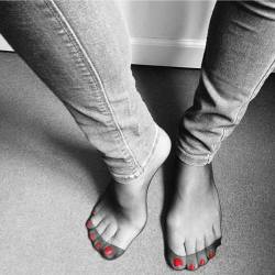 Feet/Stag Vixen