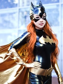 cosplayiscool:  Vampy as BatgirlAs requested