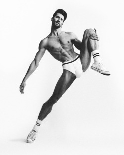 pas-de-duhhh:Benjamin Poirier dancer with Compañía Nacional de Danza España photographed by Brian Jamie