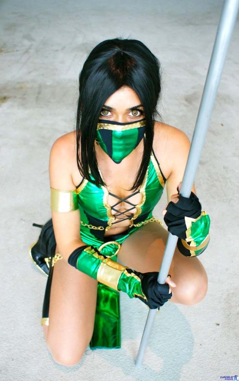 Sex cosplay-paradise:  Jade (Mortal Kombat)http://cosplay-paradise.tumblr.com pictures