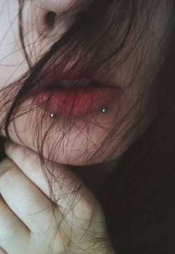 I HAVE HAD A &ldquo;NORMAL&rdquo; LABRET PIERCING FOR ABOUT 15YEARS AND NOW I WANT A SNAKE BITES PIERCING. HERE ARE SOME EXAMPLES&hellip;..