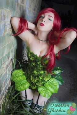 cosplayandgeekstuff:    Twerkin Gherkin (Australia) as Poison Ivy (Burlesque version)Photo I by:  James Niland - Photography   Photos II and III by: Duckworth Industries  