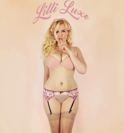curvy-pinup-sfw:  Lilli Luxe