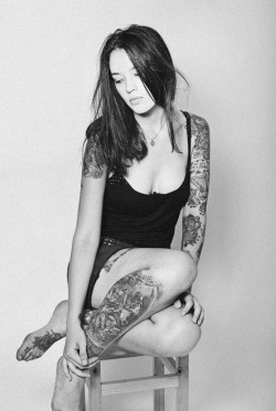 Blackandwhitefiles:  Click Here For Attractive Tattoo’d Girls In Black And White