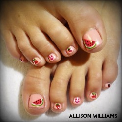 celebped:  Allison Williams Feet