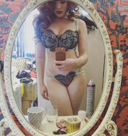 miss-deadly-red:Love this lingerie set so much from @playfulpromises aaaahhh their new even bigger cup and smaller back sizes are soooo beautiful!! 😍 #vintage #redhead #lingerie #pale #pinup #curvy #ginger #redhead #redlips #retro #extremecurves #eyebrows