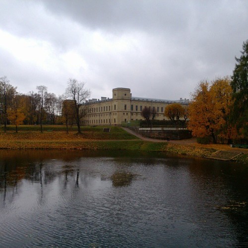 #Autumn #sonata 8 / #Gatchina #imperial #park & #palace #photowalk #Oktober #2013 / #landscape #photorussia #photorussia_spb #Russia #rainy #reflections #raindrops #clouds #Россия #Гатчина #пейзаж