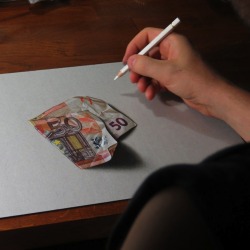 snowthoughts:  dvbart:  Hyperrealistic Drawings