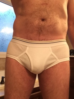 briefs6335:  Dad loves his briefs  Great low rise Staffords