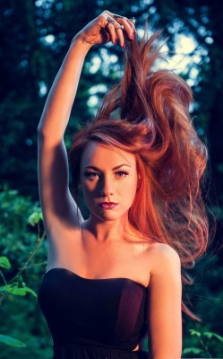 redheadsmyonlyweakness:  stargazerlilium:Benedetta Milani♥Check her out on instagram @benedettamilani91  