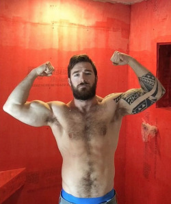 yummyhairydudes:  YUM!  For MORE HOT HAIRY guys-Check out my OTHER Tumblr page:http://www.hairyonholiday.tumblr.com  Woof!