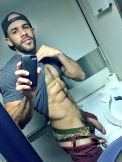 realmenstink:  dyedclothes:  ……….fck  HUNG WITH BEARD AND BUSH…….OH YEA !!!