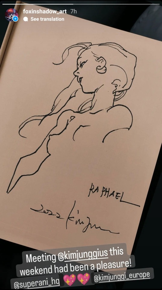 Very tired after an eventful weekend but it was all worth the trouble of making the trip to see @KimJungGiUS perform live with his mesmerizing skills; I&rsquo;ve had the rare pleasure of getting one of his art books they signed for me right there at the
