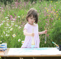generic-art:5-Year-Old With Autism Paints Stunning Masterpieces  Autism is a poorly-understood neurological disorder that can impair an individual’s ability to engage in various social interactions. But little 5-year-old Iris Grace in the UK is an