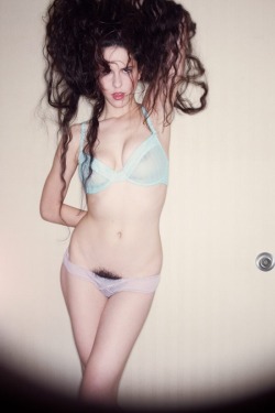 leslieoakwise:  Photo: Chip Willis Model: Kelsey Dylan 2010 