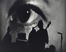 themaninthegreenshirt:  The Velvet Underground [Big Eye of Nico] April 1, 1966 by Fred W. McDarrah