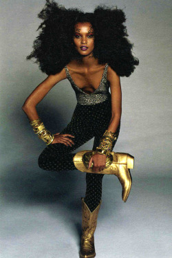 femmequeens:   Liya Kebede photographed by Michael Thompson, W Magazine August 2003 
